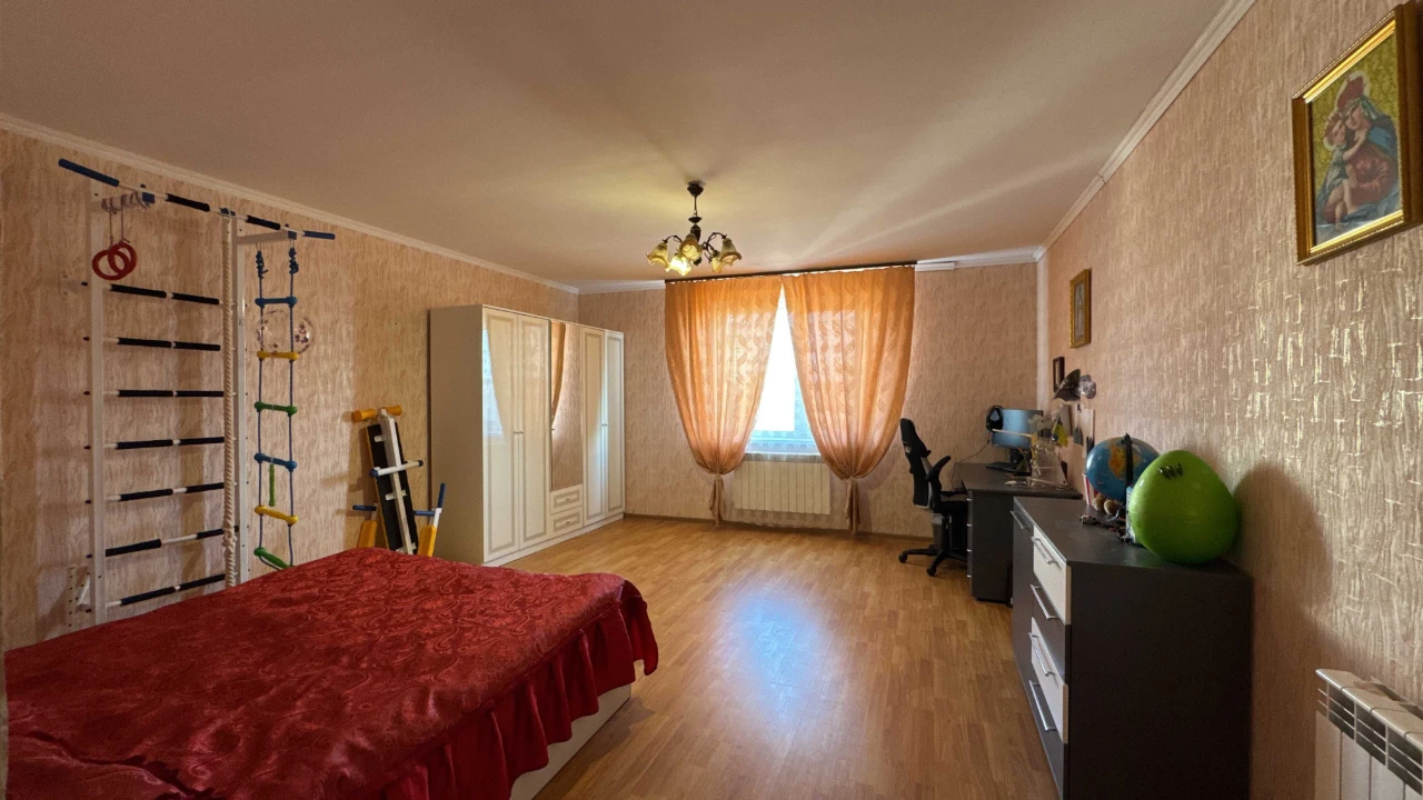 Продається будинок 173 м² у передмісті Житомира
