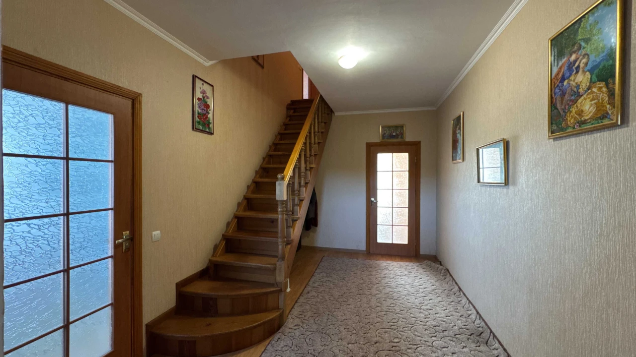 Продається будинок 173 м² у передмісті Житомира