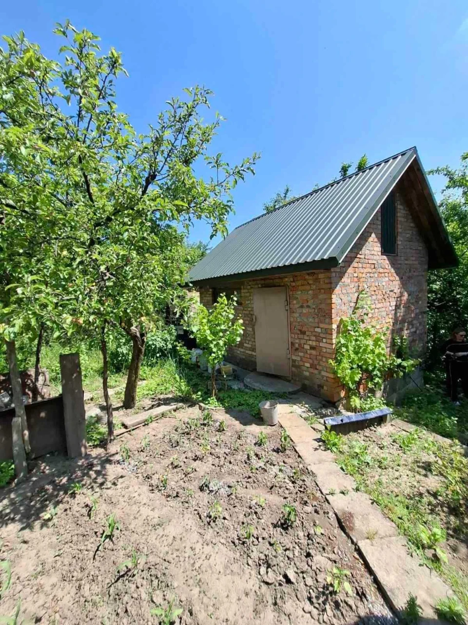 Продається чудовий житловий будинок на Лезнево