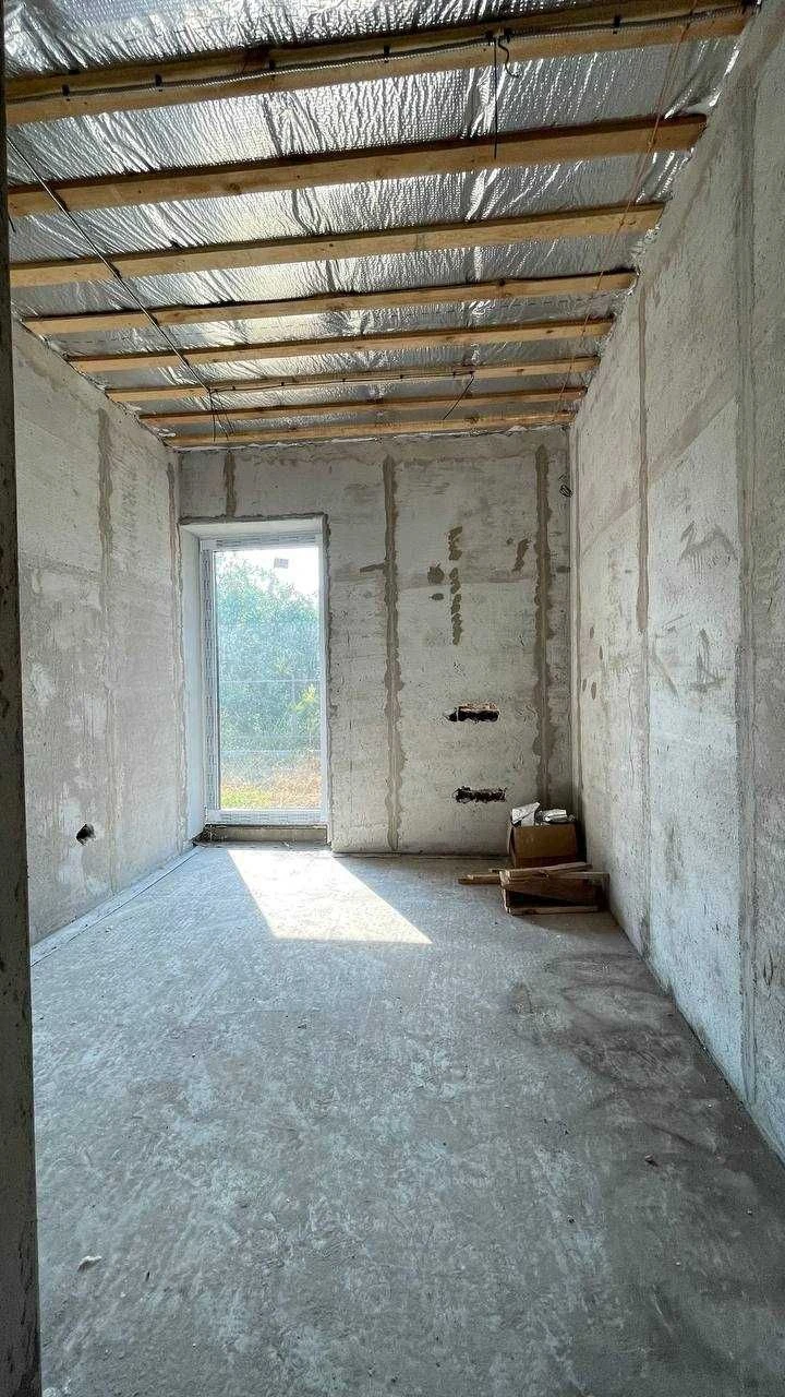 Цегляний будинок 160 м², Лезнево, 8 соток, панорамні вікна.