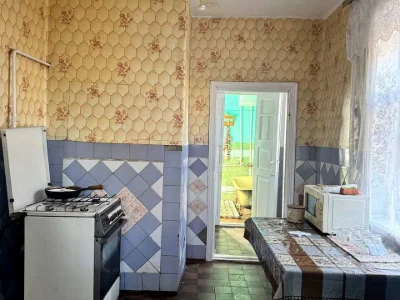 Будинок. Хмельницький, Шкільний пров.