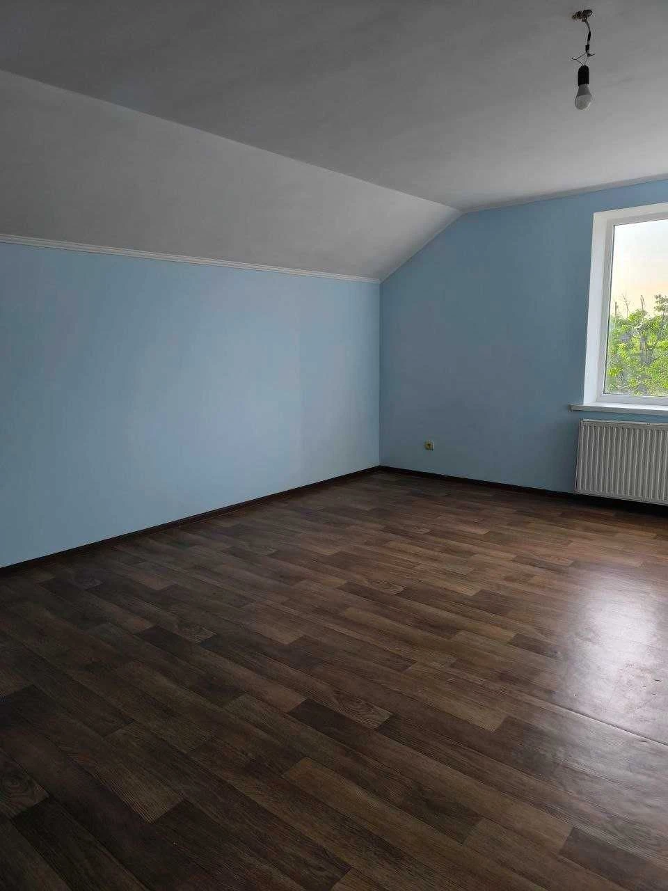 Продам житловий будинок, Ружична 6 кімнат!