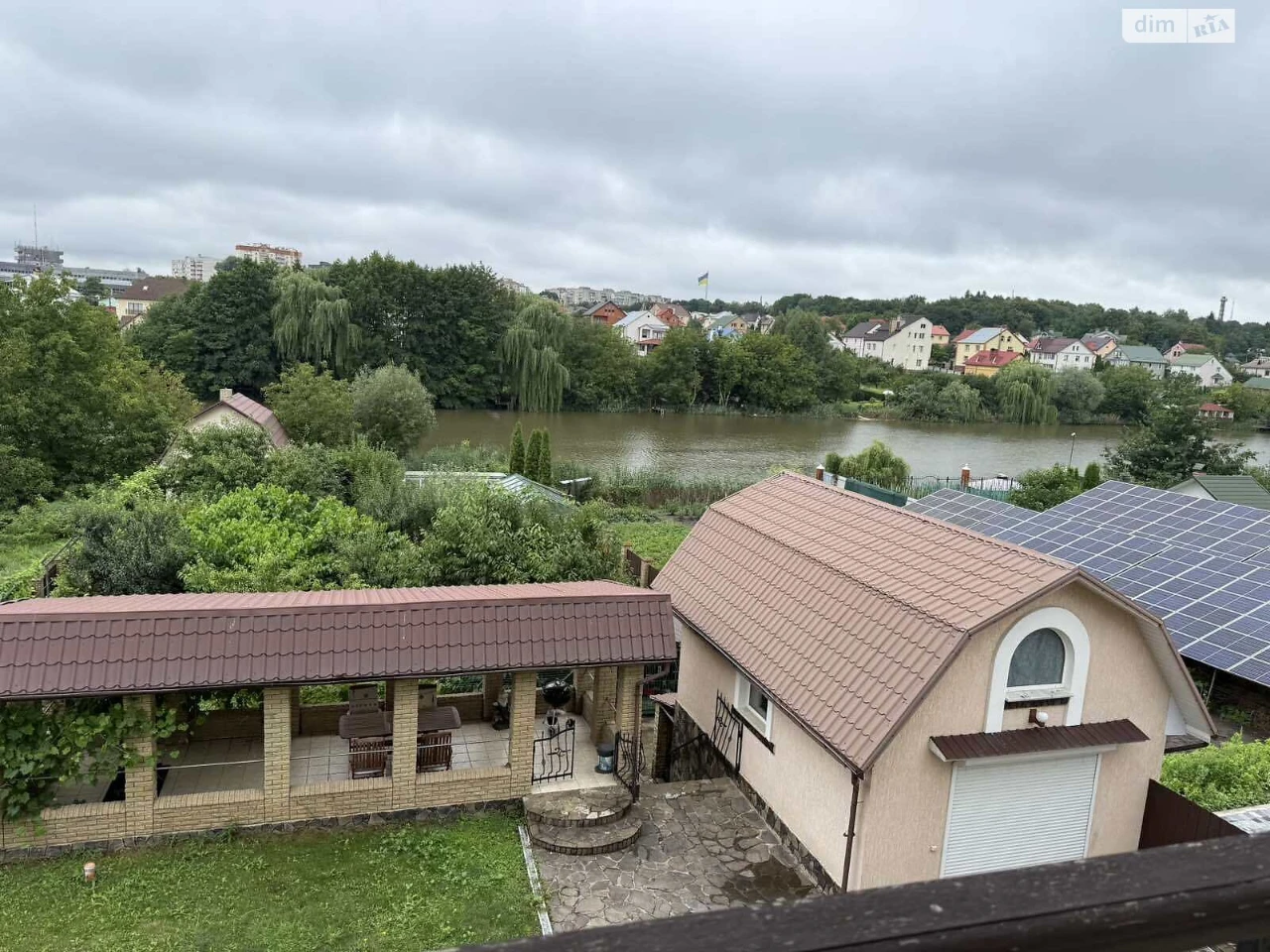 Продаж Дім Лезневе