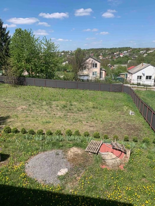 Продам надійний будинок.