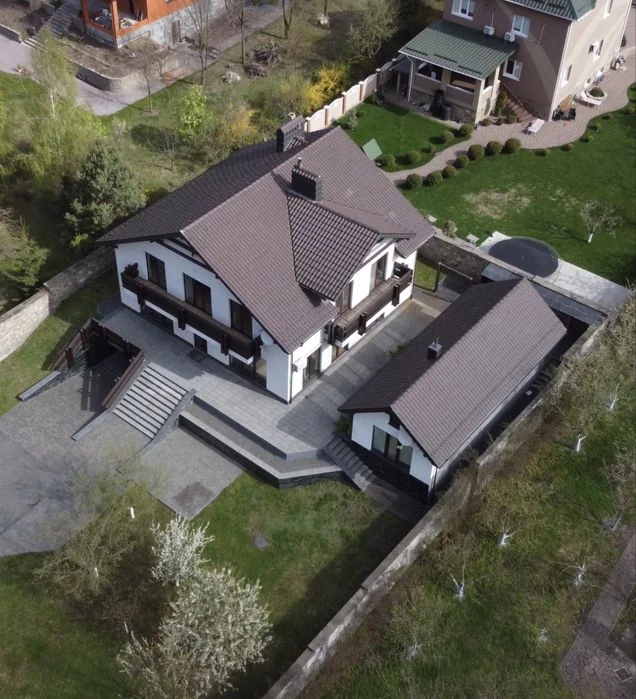 Продаж  сучасного будинку  масив Дехтярка