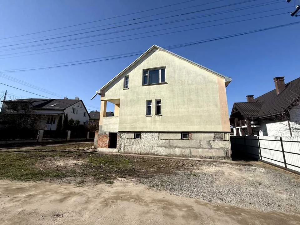 Будинок. Львів, Рудненська вул. (Білогорська)