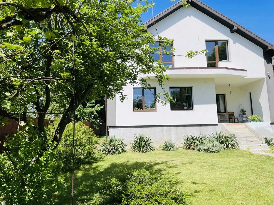 Продаж будинку, ділянка 12 сот (можна бізнес), Варшавська, Л