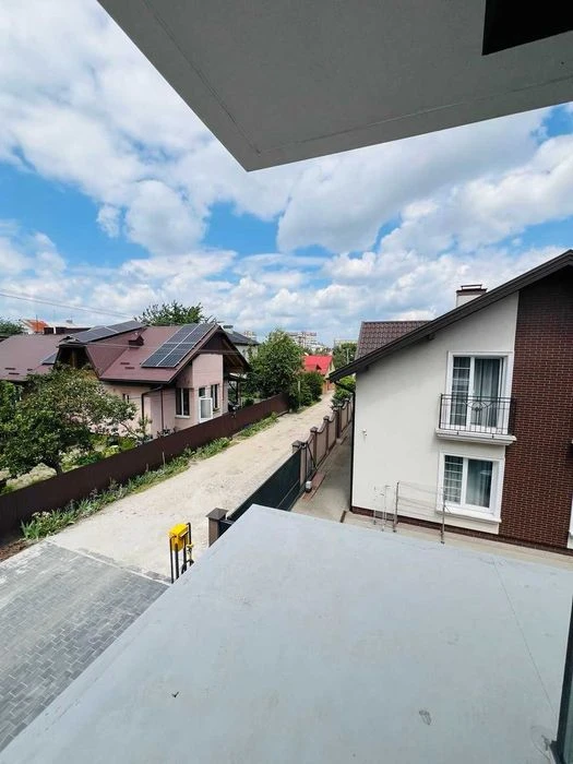 Продаж котеджу Залізничний р.н. вул. Дубенська