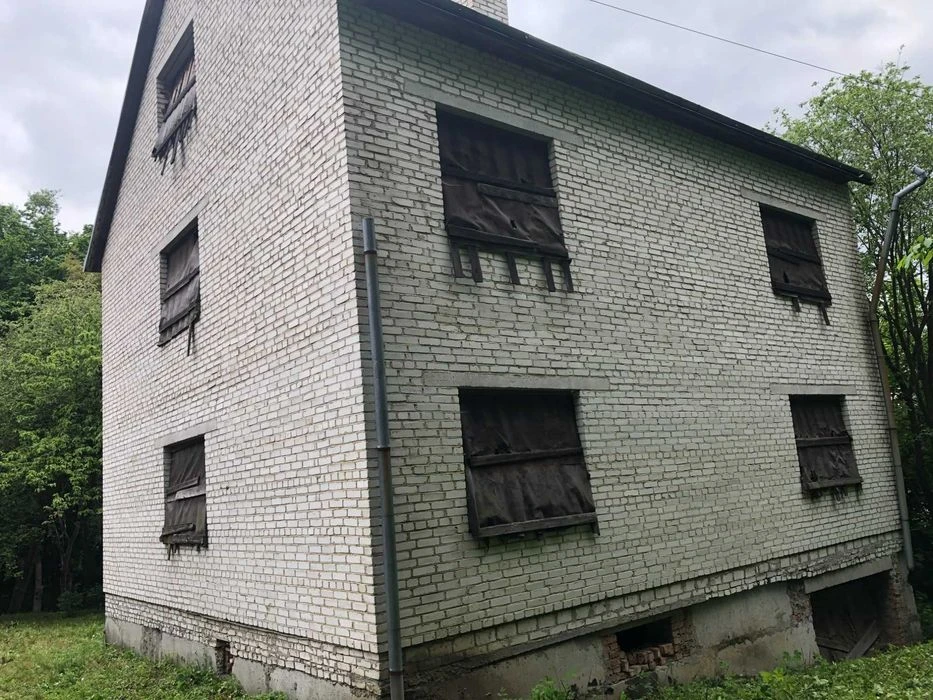 Будинок у Львові 300 кв.м. з чудовим панорамним краєвидом на