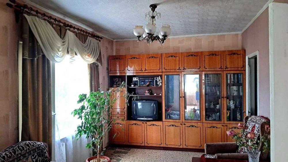 СМ Житловий будинок із земельною ділянкою в Чернігові район