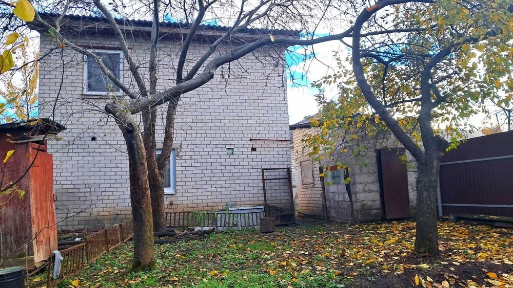 СМ Житловий будинок із земельною ділянкою в Чернігові район