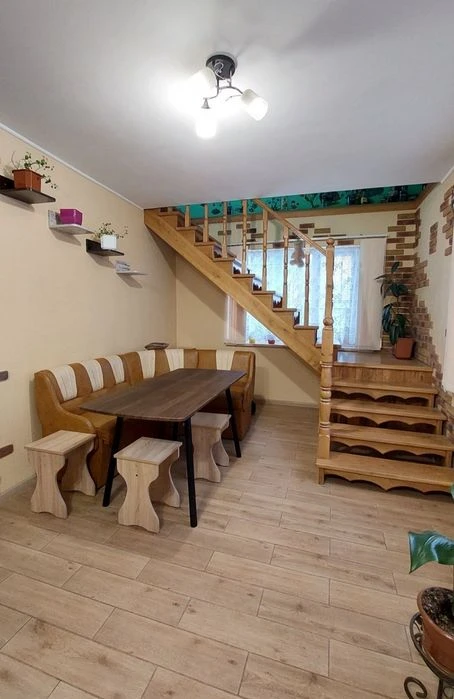 Продам будинок район 5 школа - Голлівуд