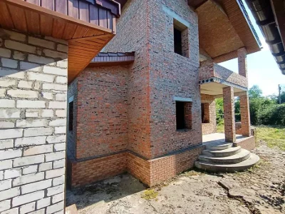 Родинний маєток, база відпочинку, міні готель