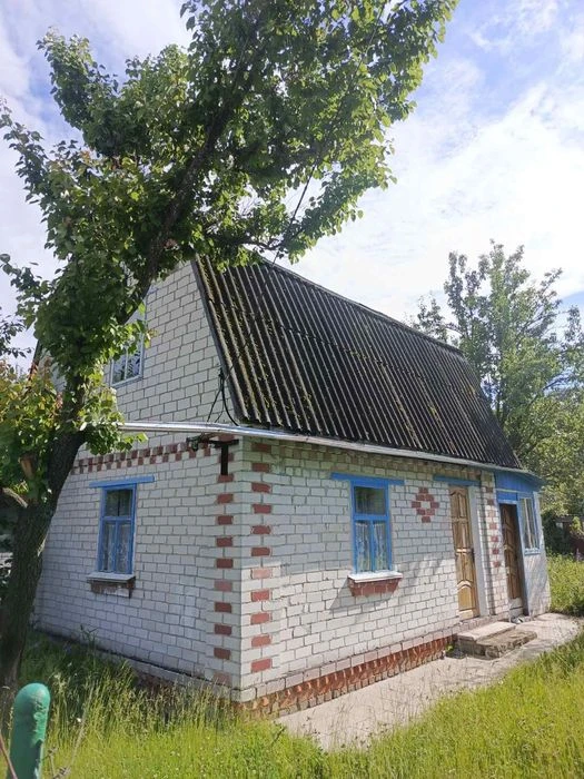 Добротна,доглянута дача СТ Деснянка