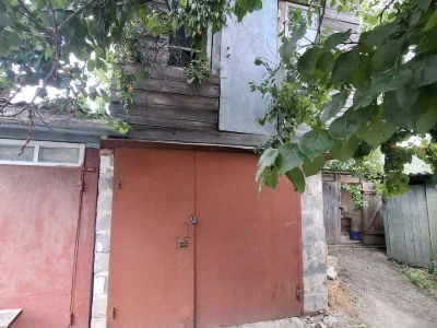 Будинок. Чернігів, Земська вул. (Орджонікідзе)
