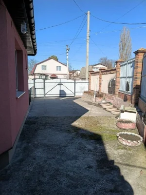 Супер пропозиція! Два будинки в районі Вени, вул. Міхновсько