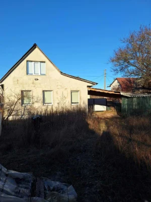 Продається 2 поверхова дача.