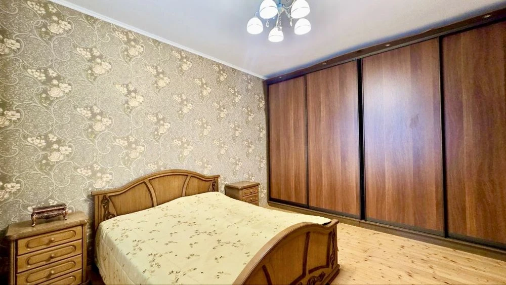 Продам новий 2-поверховий будинок! 10 соток землі! Город, са