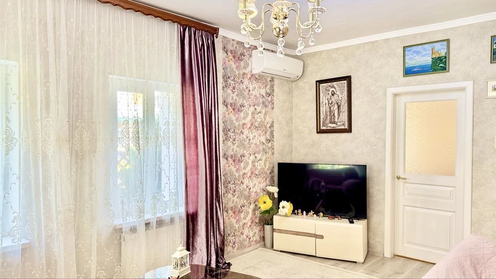Продам будинок 120 м2, де вистачить місця дітям, батькам і в