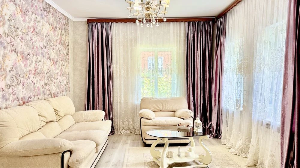 Продам будинок 120 м2, де вистачить місця дітям, батькам і в