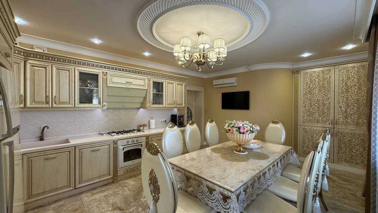 Продаж елітного будинку р-н Бобровиці
