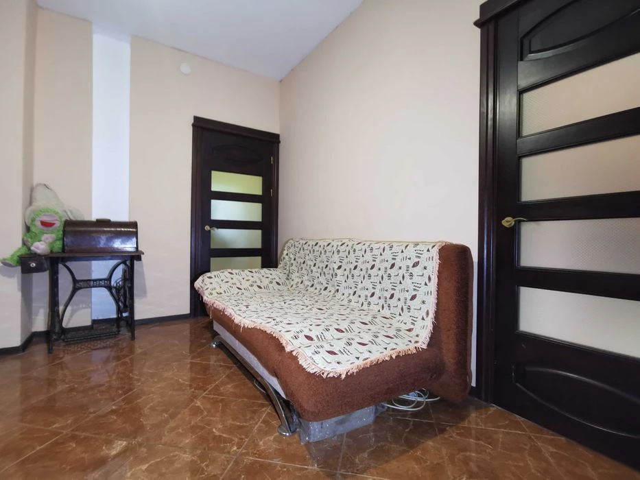 Просторий 2-поверховий будинок на вул.Гагаріна, 210 м², 8 со