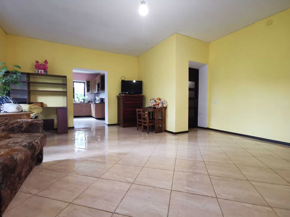 Просторий 2-поверховий будинок на вул.Гагаріна, 210 м², 8 со