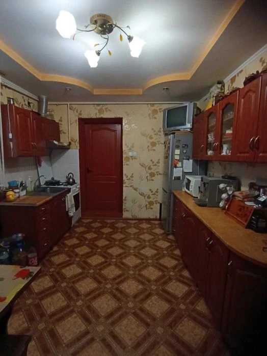 .Продається будинок 66м2 із землею 11 соток, р-н Нахалівка.