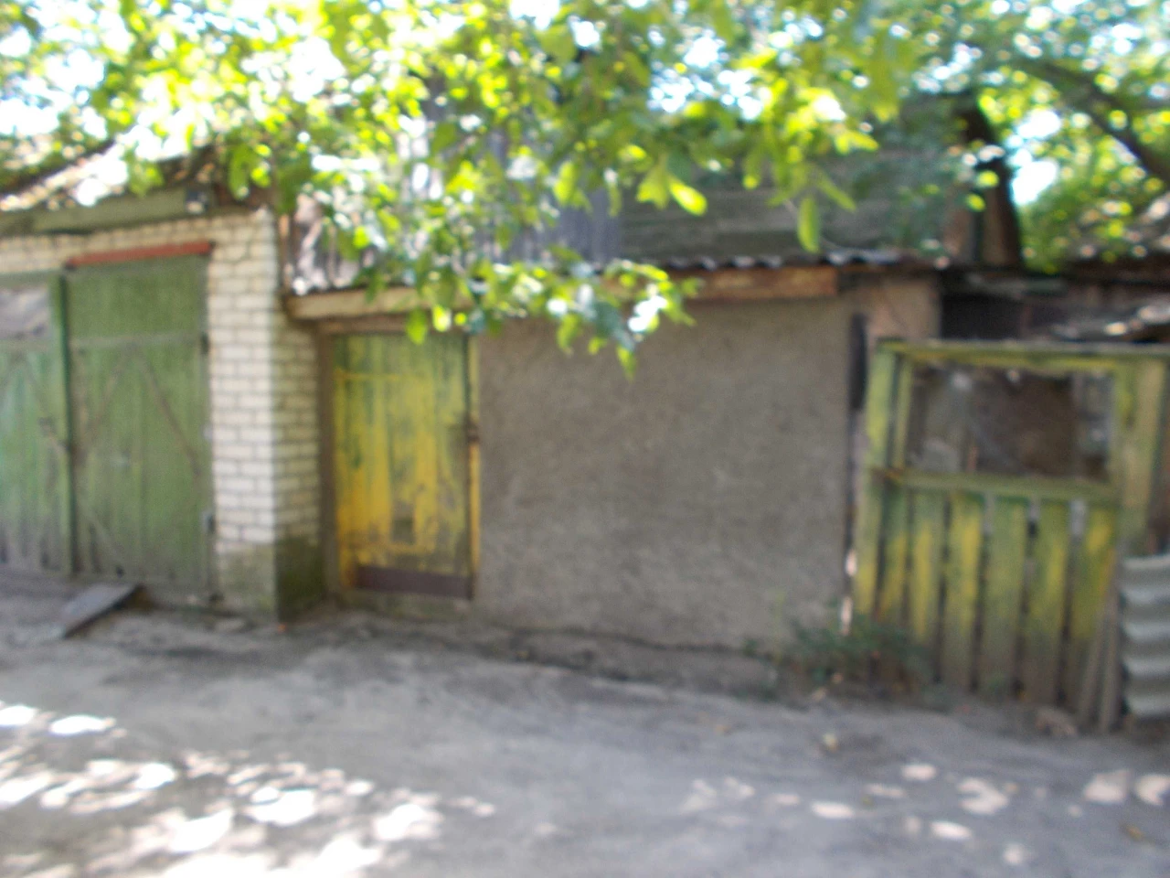 Продам 4-х кімнатну частину будинку 57м2 +3 сот аїнки м