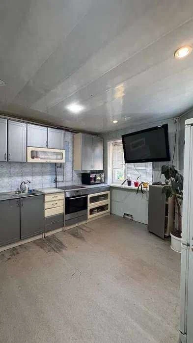 Продам дом 100м2 в центре Залютино — центр, всё рядом!