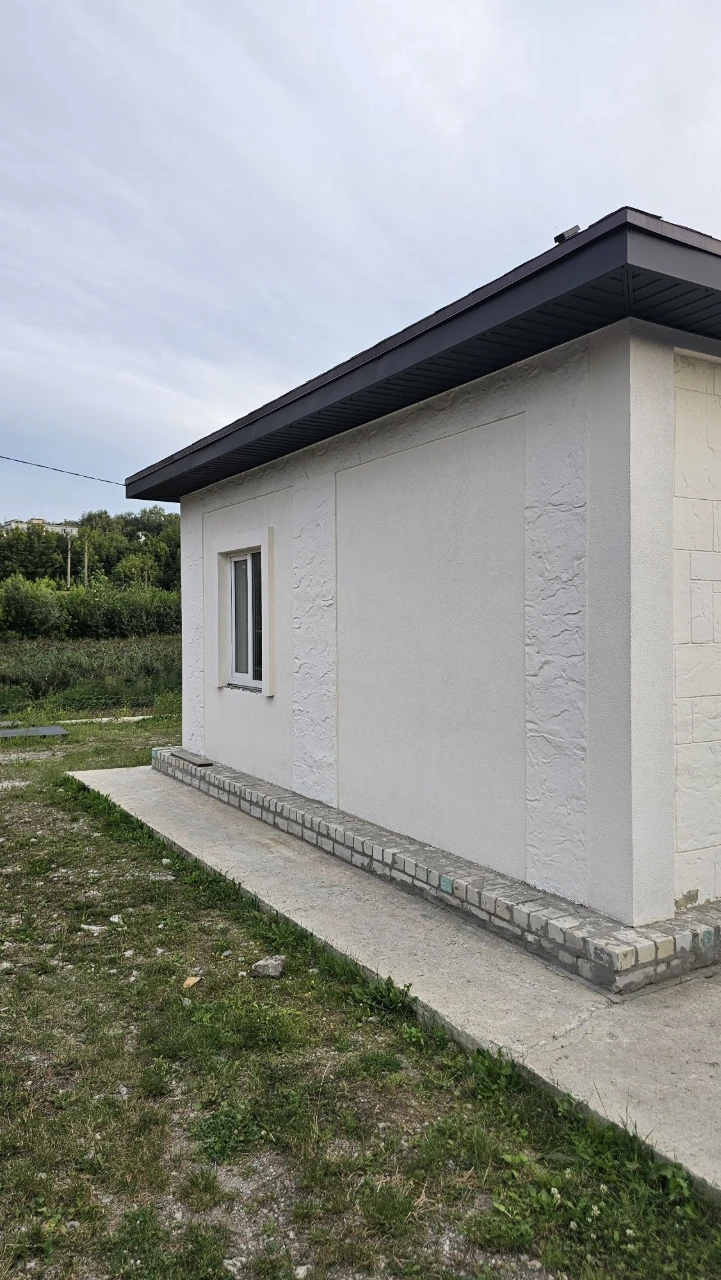 Харьков Высокий продам отличный дом со своим выходом на озер