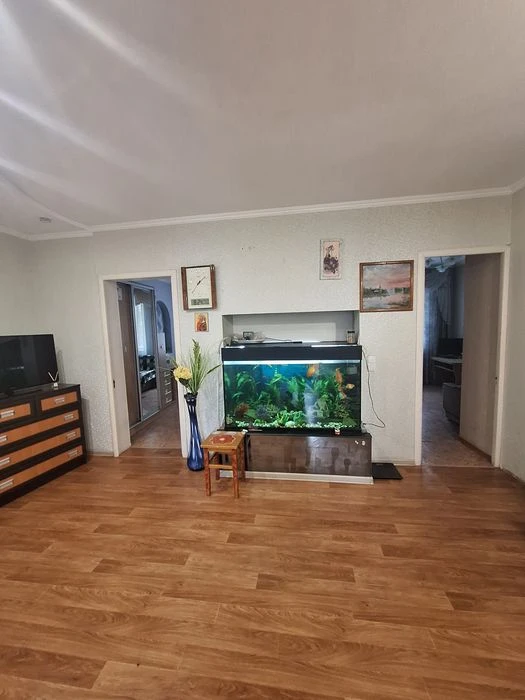 Продам отличный дом 108 м2 с бизнесом- магазин.