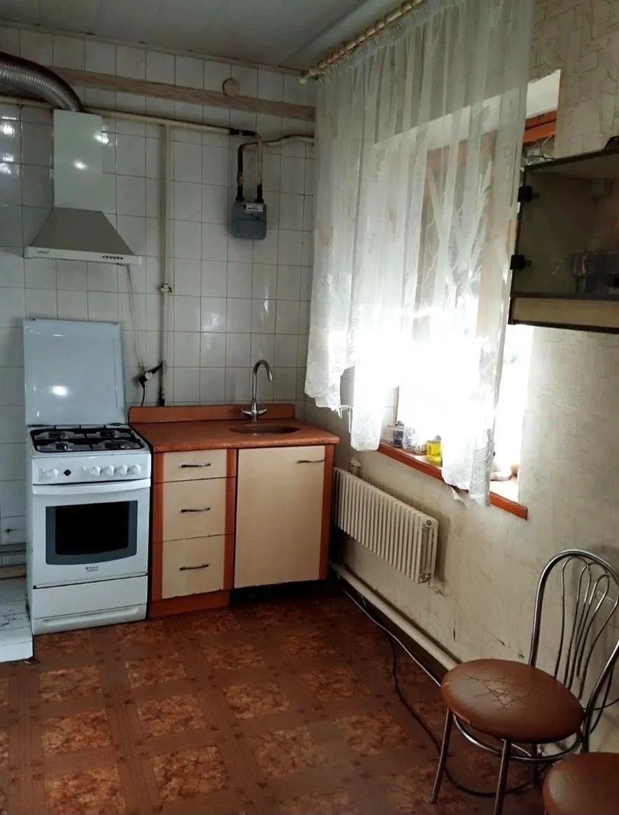 Продам дом 162м2на 10 сотках.Холодная гора.Гараж,подвал,тера