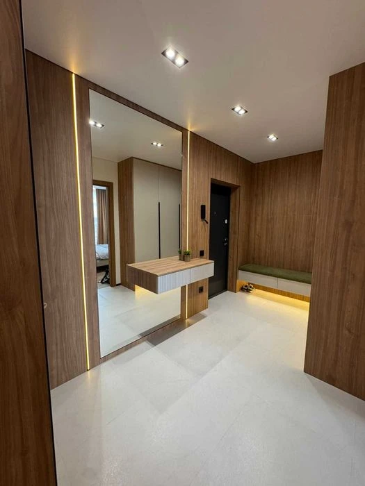 For sale fully furnished 1-room apartment in the central area