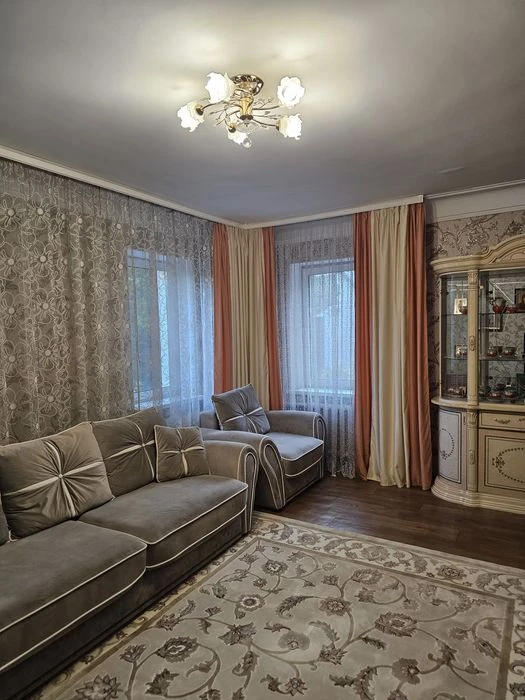 Продам добротный ухоженный Дом с участком, Карачёвка ( Покот