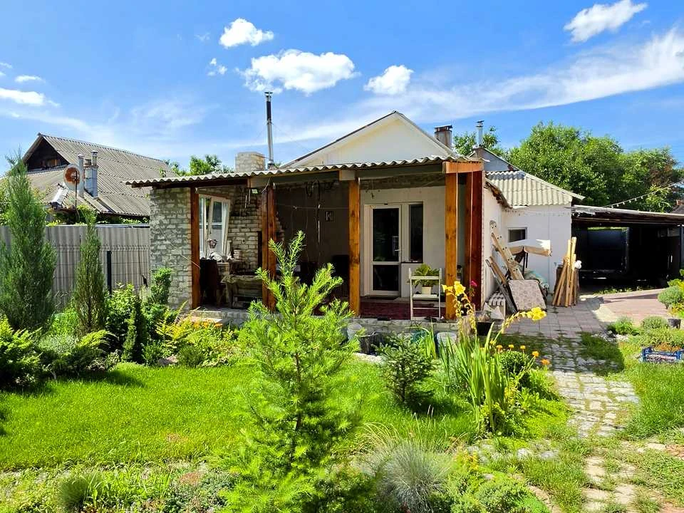 Будинок. Харків, Джерельна вул.