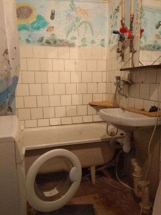 1k, possible restoration, 48 Petropavlivska St., Kurenivka,
