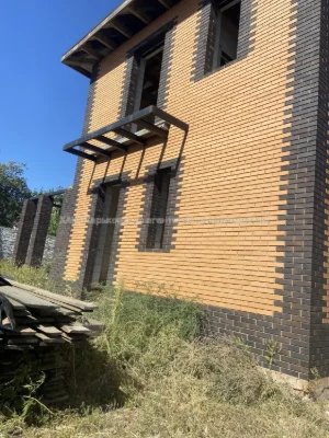 Продам 2-этажный дом новой постройки, Залютино, под отделку,