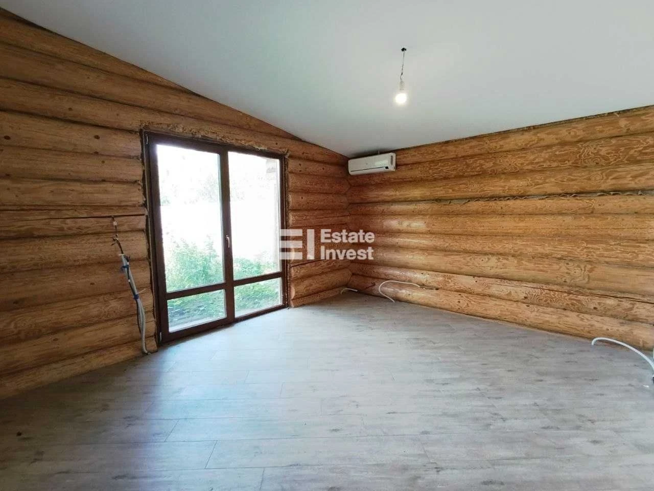 Продам будинок на пр. Науки, 65