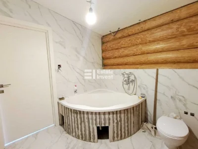 Продам будинок на пр. Науки, 65