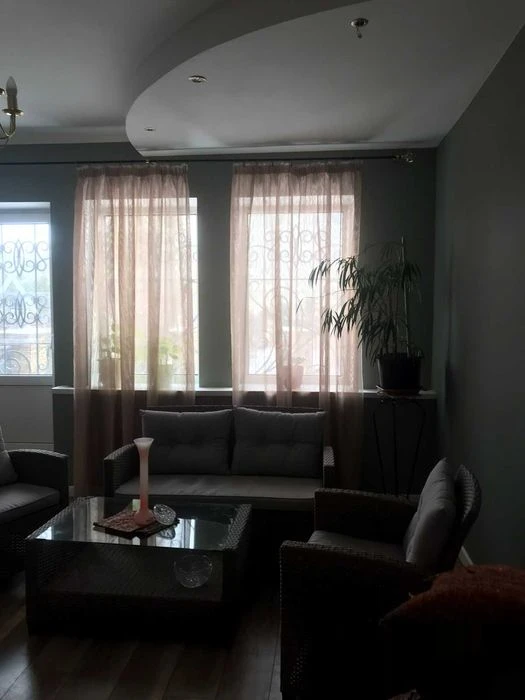 Продам 2-х этажный капитальный Дом, 243м2, с Мансардой, 5 ко