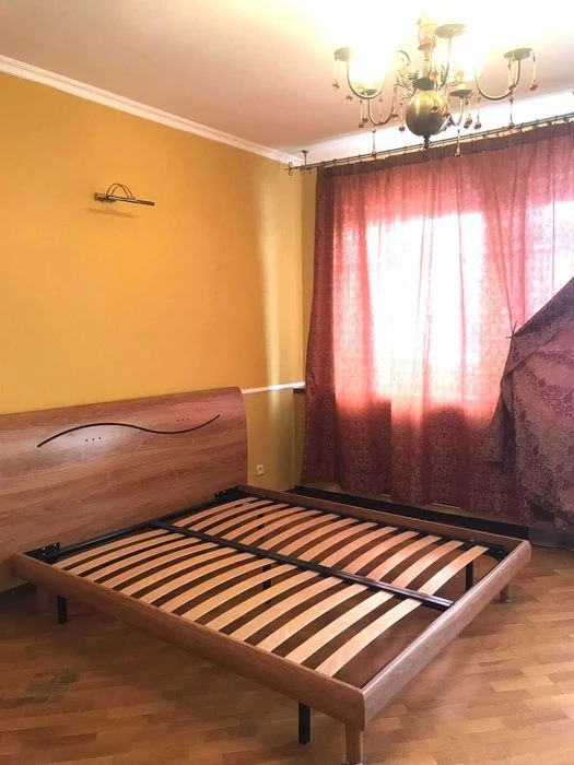 Продам 2-х этажный капитальный Дом, 243м2, с Мансардой, 5 ко