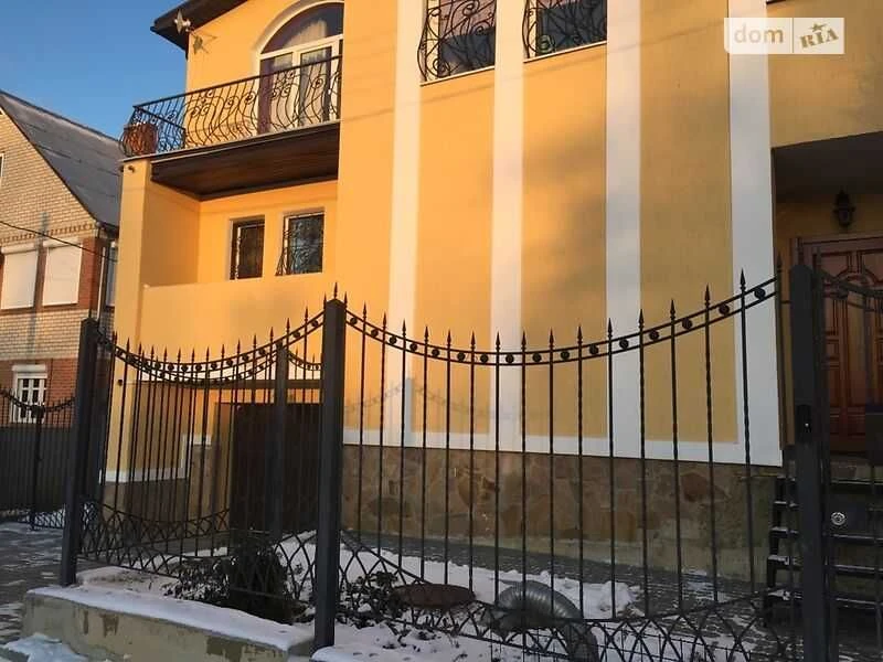 Продам 2-х этажный капитальный Дом, 243м2, с Мансардой, 5 ко