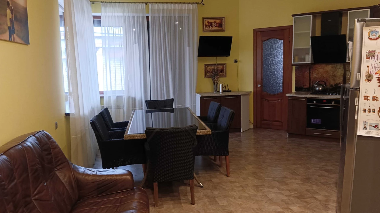D1A Продам дом Лысая Гора 220кв.м. 10соток