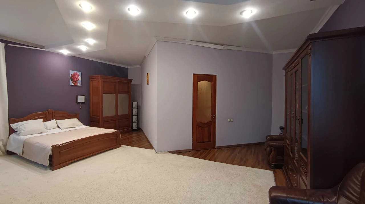 D1A Продам дом Лысая Гора 220кв.м. 10соток
