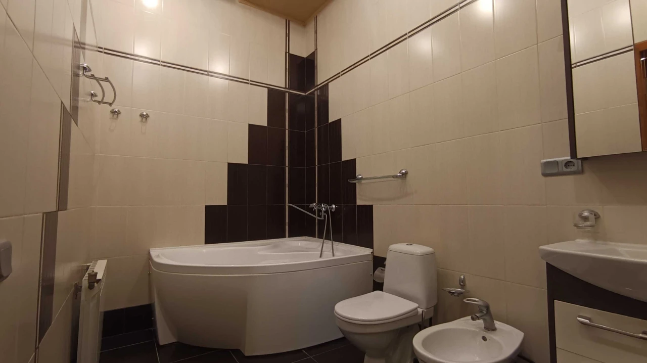 D1A Продам дом Лысая Гора 220кв.м. 10соток
