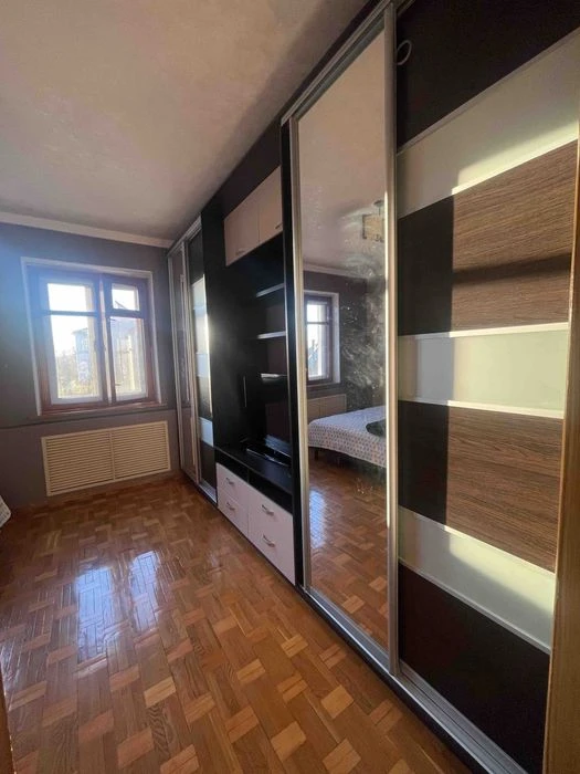 Дом на Шишковке. 230 м2 .8 сот. приват.земли. Тихая улица. -