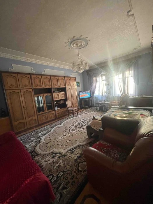 Дом на Шишковке. 230 м2 .8 сот. приват.земли. Тихая улица. -