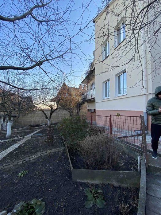 Дом на Шишковке. 230 м2 .8 сот. приват.земли. Тихая улица. -