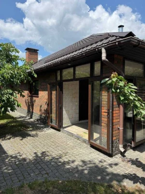 Продаж Будинку  198м2, з гаражем і ділянкою на 5 соток, 9 кі